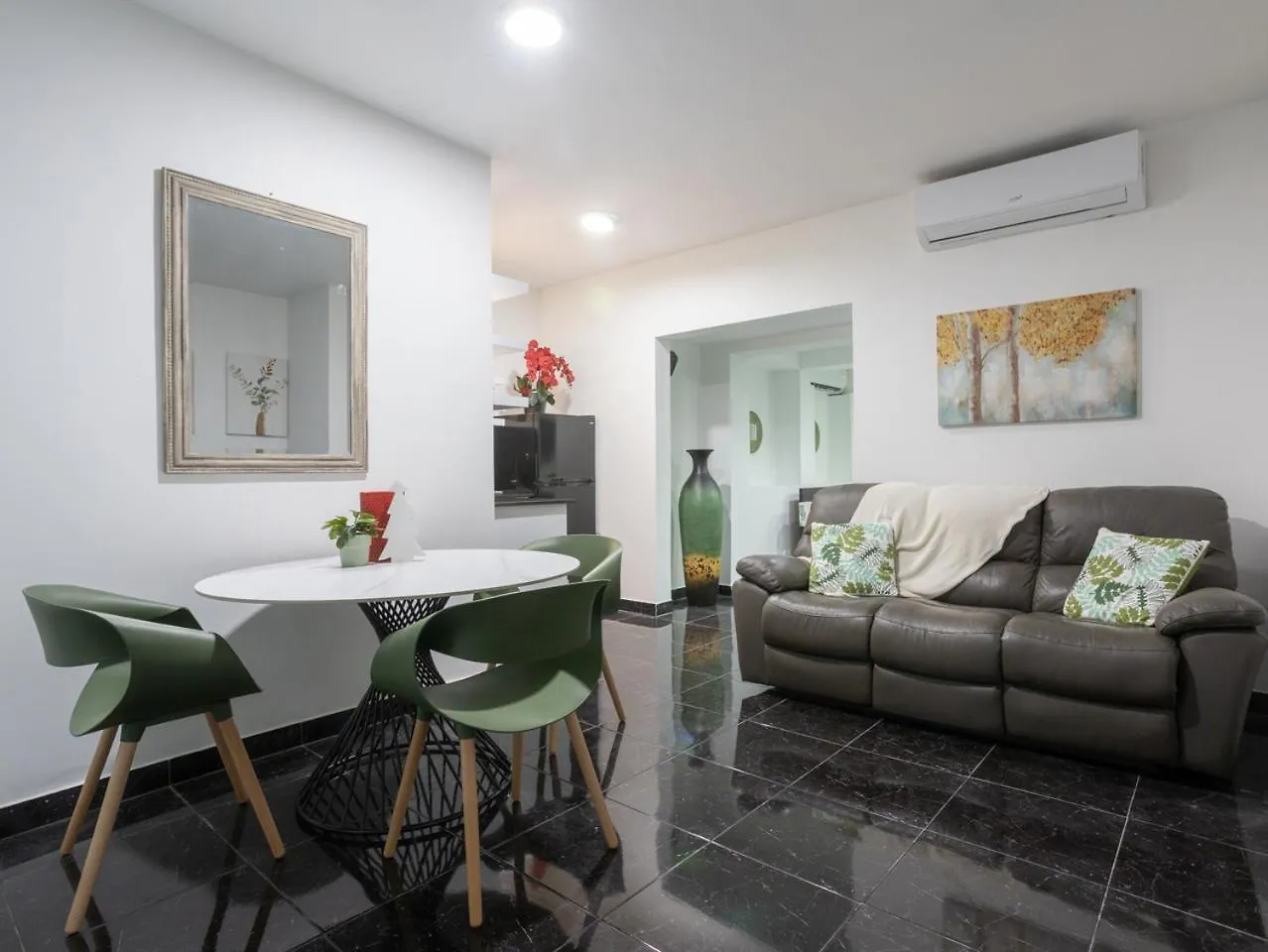 Casa De Verde Suites At Ocean Park San Juan